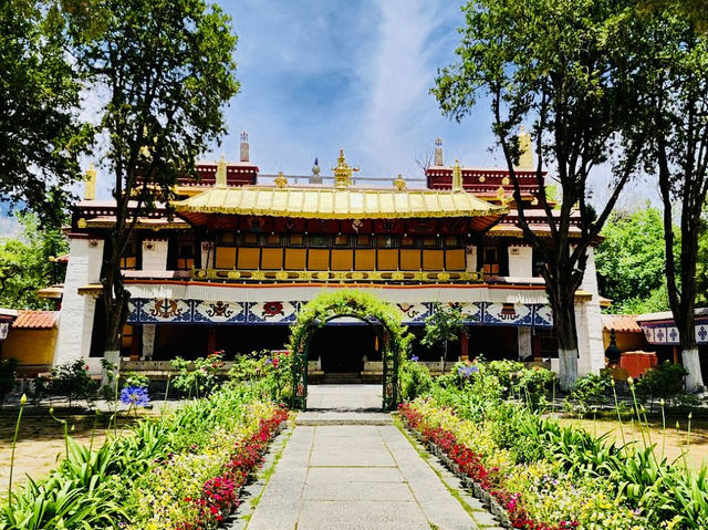 Discover Norbulingka: The Jewel of Tibet