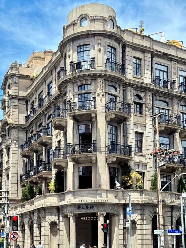 Huaihai Road: Shopper’s Paradise