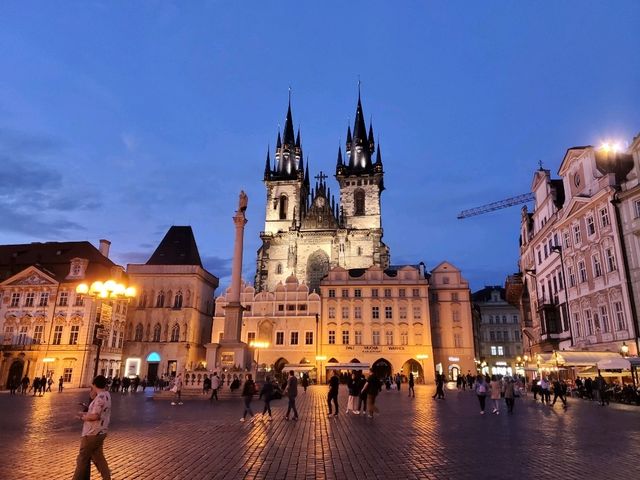 [🇨🇿プラハ] 旧市街広場 — 歴史が息づく広場と天文時計の魅力