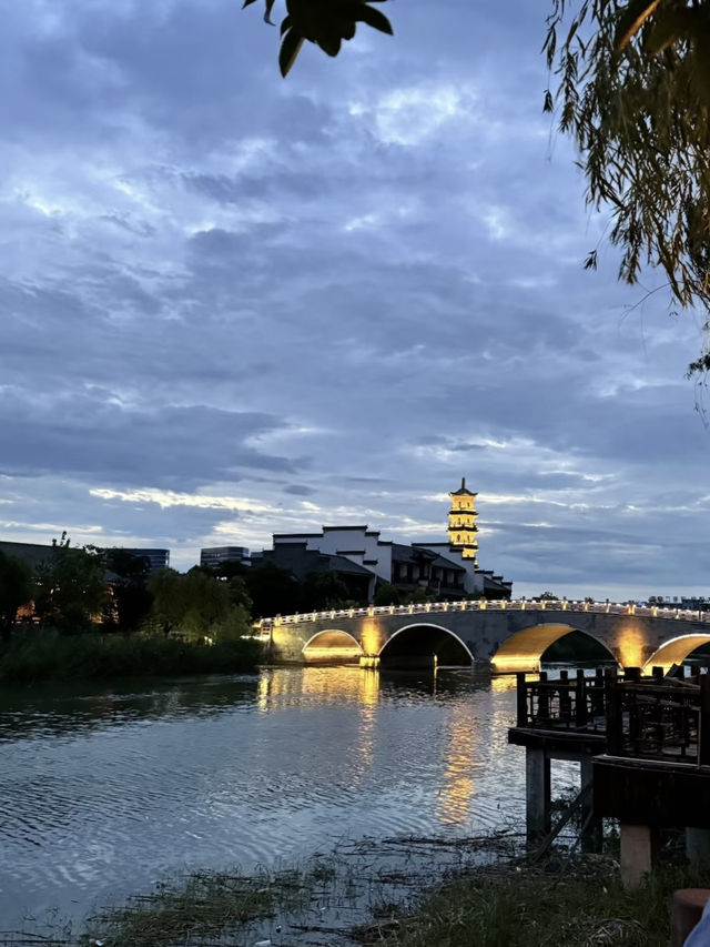  2 Days in Wuhu – History, Views & Must-Try Local Eats! 🚢🍜