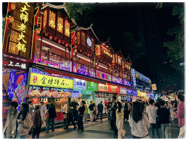Chongqing Unveiled: From Ancient Rock Carvings to Nature’s Grand Masterpieces