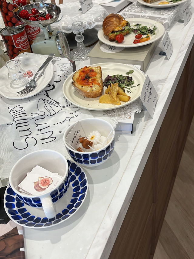【堀江】パリジェンヌ気分☕️