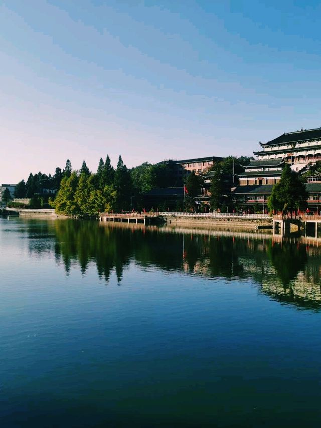 中國湖北省著名景點九宮山遊玩攻略行程，美麗雲海日出，適合打卡拍照📸