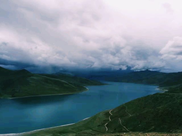 中國西藏山南貢嘎著名旅遊景點羊卓雍措旅行攻略，適合打卡拍照📸