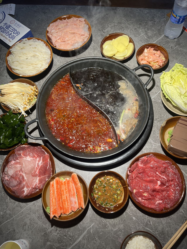 충칭 로컬 훠궈 즐기기🍅🫕🍄🔥🥢