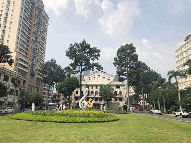 호치민 일본인거리 르탄톤