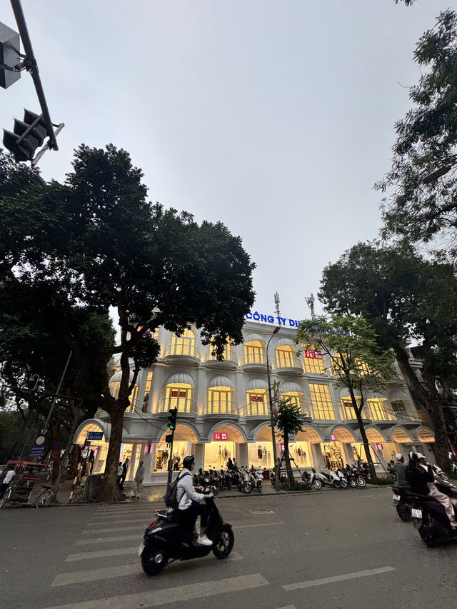 Hustle to Harmony: A Whirlwind Escape to Hanoi