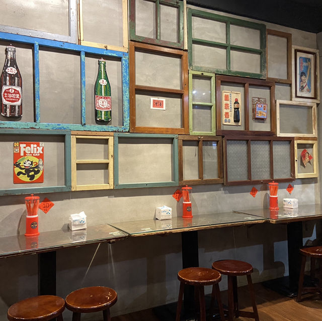新店半日輕旅行｜瀑布秘境×復古美食×逛街散步一次滿足