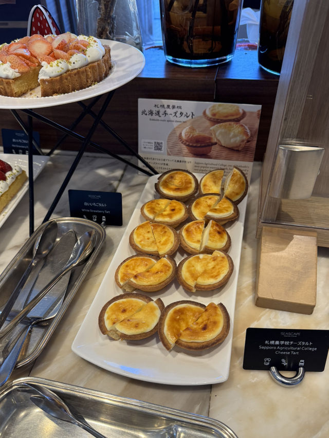 北海道グルメ＆いちごスイーツビュッフェ🍓