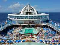 👑 Crown Princess Cruise: Royal Treatment with a Side of Sunshine! 🌞🚢 