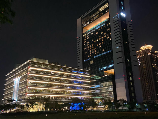  Kaohsiung Public Main Library ห้องสมุดเกาสง