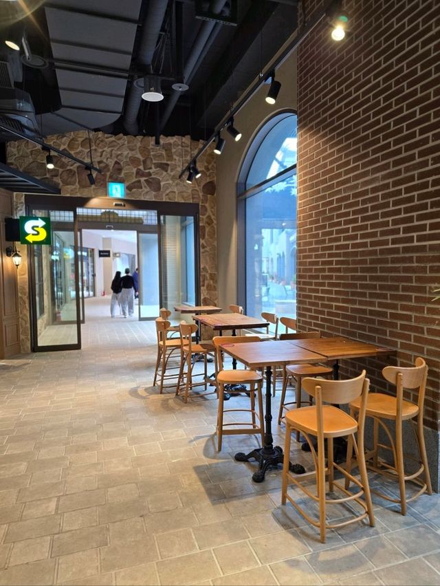 쇼핑도하고 맛집도 즐기는 부산 데이트코스💛