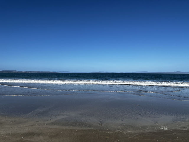 Explore the beauty of Hobart Seven mile Beach 