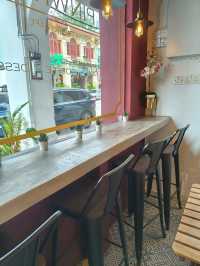 Pretty Café, Delicious Meal!