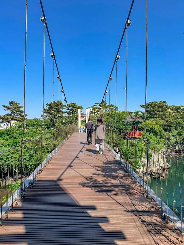 용연구름다리