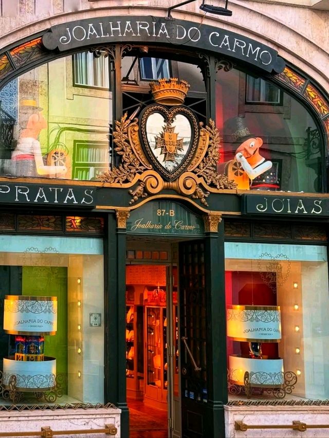 Lisbon, Portugal: Sunlit Stories by the Sea