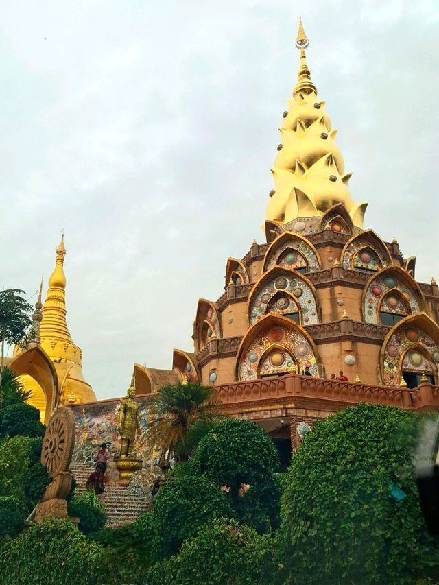 วัดพระธาตุผาซ่อนแก้ว วัดที่ไม่หยุดพัฒนา