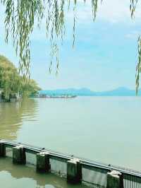  ⸻  🌅 West Lake One-Day Itinerary: A Poetic Escape in Hangzhou