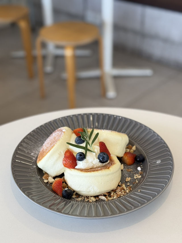 Best soufflé and aglio olio in KL