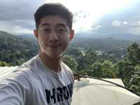 🌫️ Mendung Escape：在霧海裡慢慢醒來的那一天