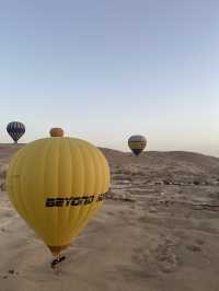 Luxor Travel Guide: Temples, Tombs & Sunrise Balloons