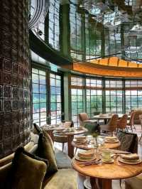 ISLAND SHANGRI-LA · WHERE THE HARBOUR BOWS TO YOUR WINDOW