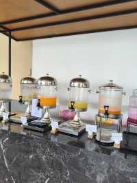 曼谷| 在綠意中醒來的早晨｜曼谷 Eastin Thana City Golf Resort 早餐體驗