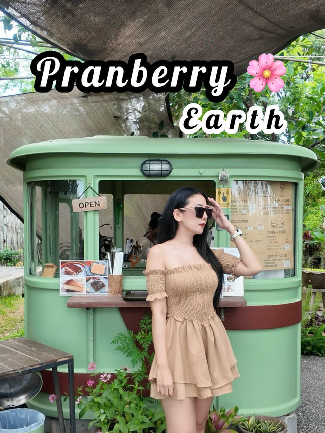 𝑷𝒓𝒂𝒏𝒃𝒆𝒓𝒓𝒚 𝑭𝒊𝒆𝒍𝒅  ฟีลสวนต่างประเทศ 🌸