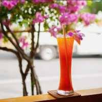 A Taste of Vibrant Flavors and Coastal Charm