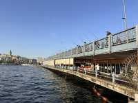 【ガラタ橋（Galata Bridge）｜イスタンブールの“海と街”をつなぐ、絶景と屋台の名所】