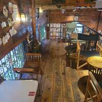 A Cozy Escape at October Coffee House – A Sweet Holiday Memory