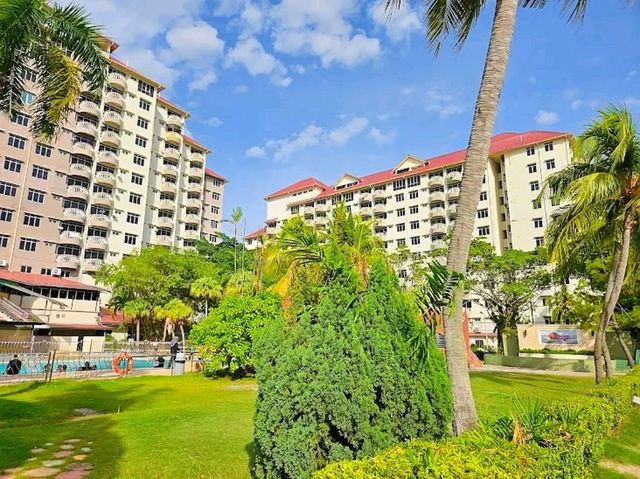 “Glory Beach Resort – Family-Friendly Seafront Stay with Rough Edges”