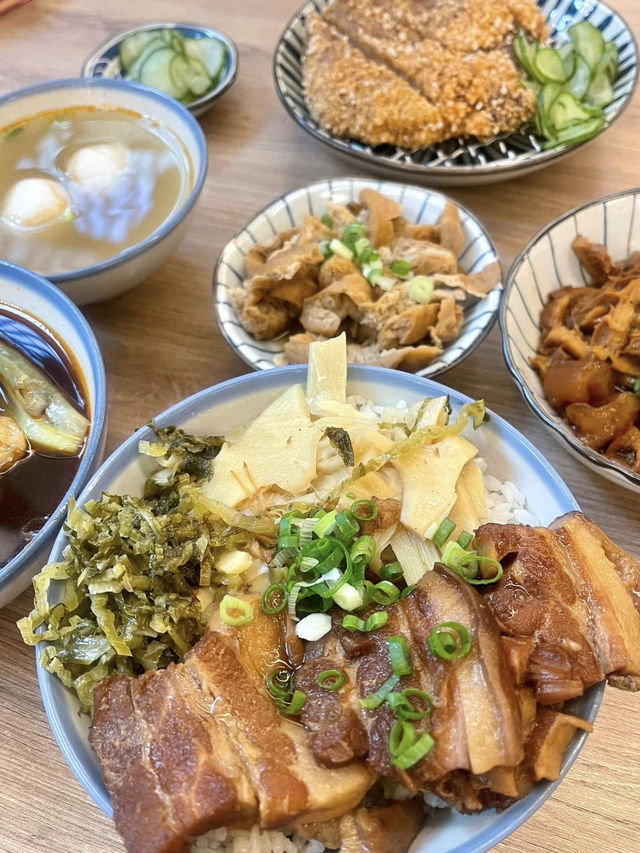 文青飯館吃古早味家常菜  💕 炸排骨一級棒⋯忠青商行