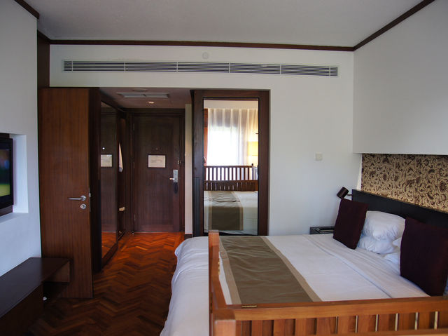 🏖️ Nusa Dua Beach Hotel & Spa – A Slice of Balinese Paradise