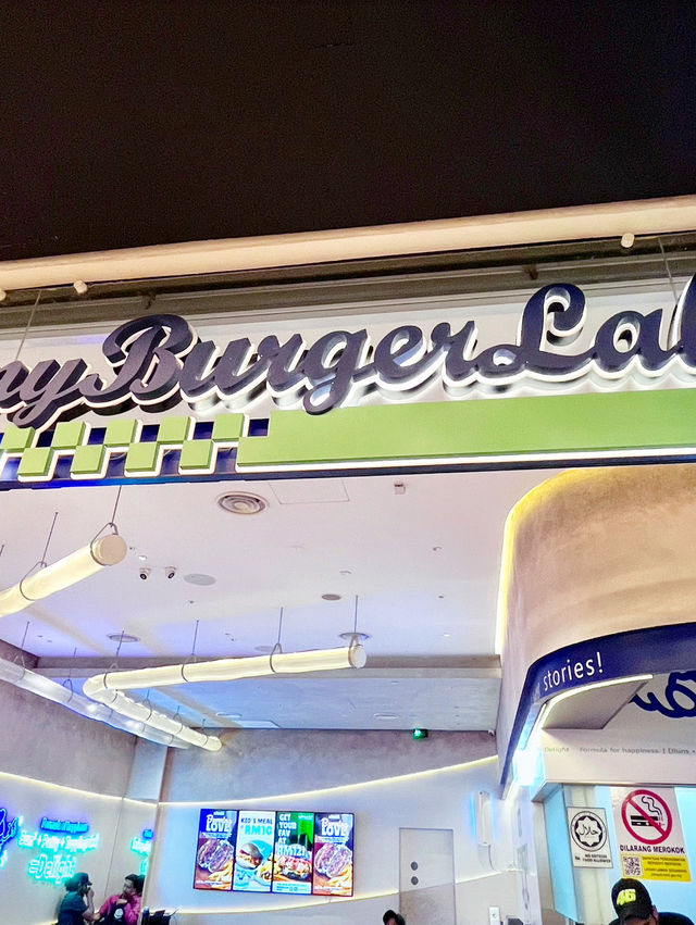 MyBurgerLab Mid Valley – Must-Visit Spot for Gourmet Burgers 