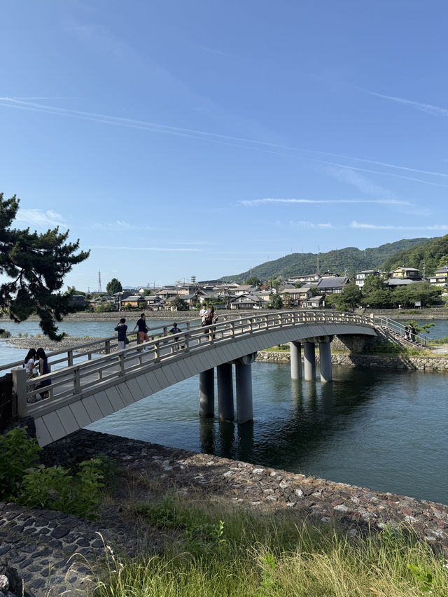 Uji เมืองแห่งชาเขียว