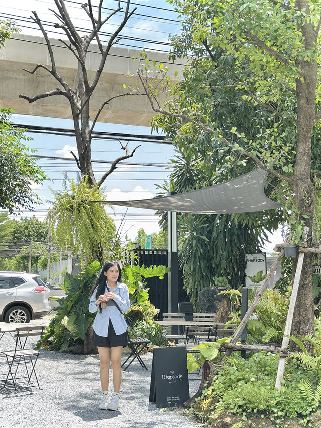Rhapsody : คาเฟ่&ไนท์คาเฟ่ นนทบุรี
