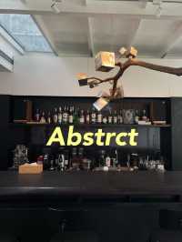 Abstrct Lounge