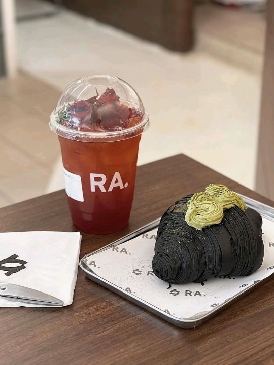 Ra. Bakery & Coffee is a peaceful