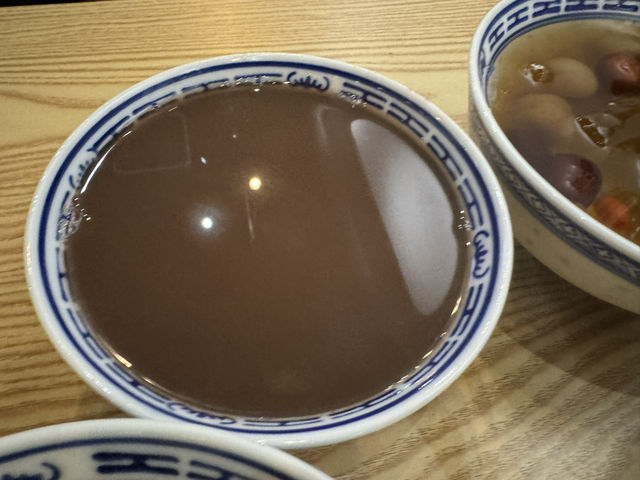 🍨 Nostalgic Bowls of Warmth at Four Seasons Dessert 四囍糖水