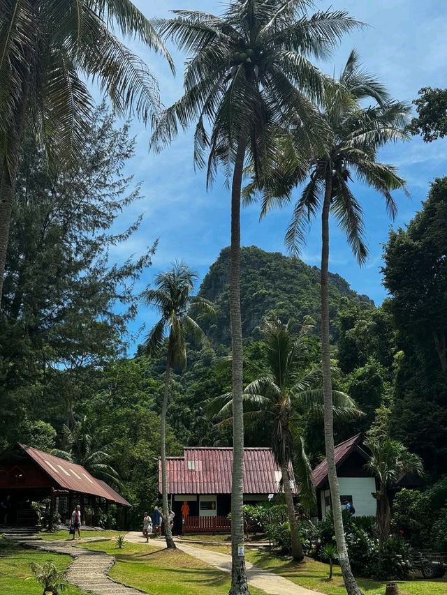 Island-Hopping Heaven