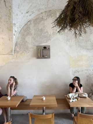 🇮🇹 🧈 ☕️ B U R O C A F E • อัญมณีแท้แห่ง Ostuni 💎