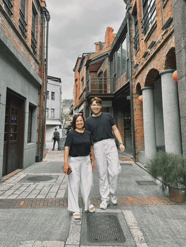  🏮 Bopiliao Old Street – ถนนโบราณสุดวินเทจ 