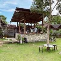 Hidden Slow Bar Cafe In batam