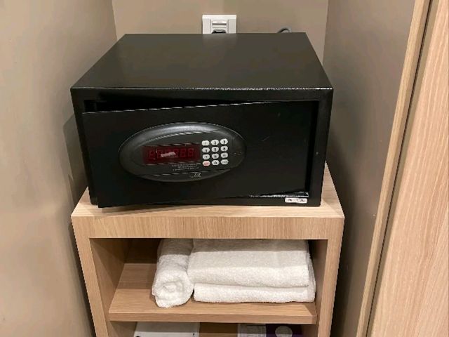 Smart, Stylish & So Convenient – My Workcation at Capri by Fraser, Changi City