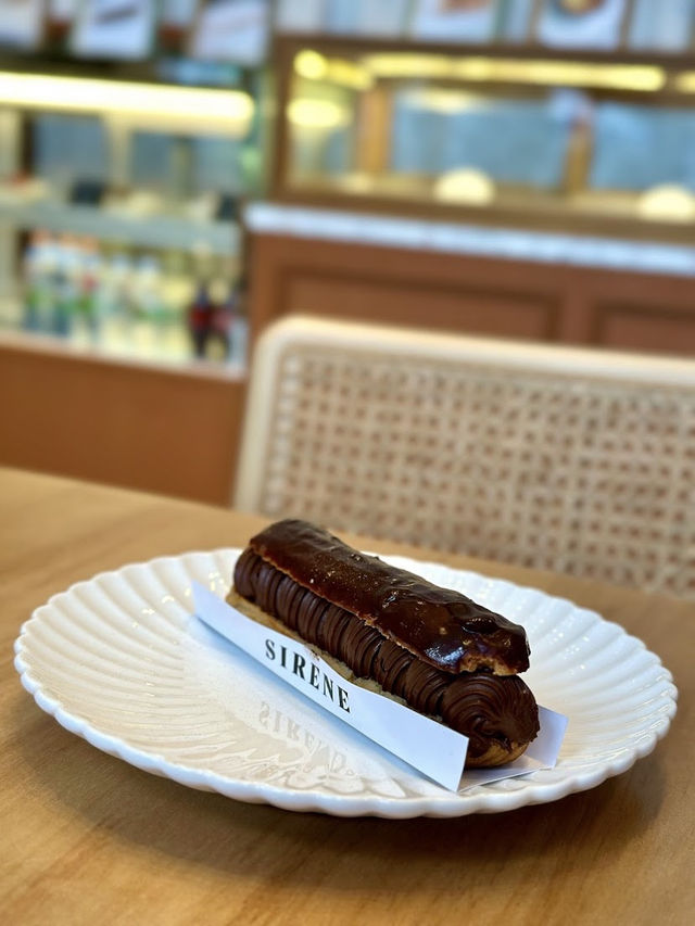 Sirene Cafe & Restaurant Hatyai, French Flair Meets Cozy Elegance
