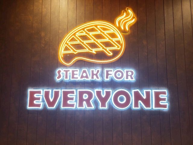 🛍️ The Steak & More（Central Rama 9店）－豐盛又平價的美式牛排餐廳推薦