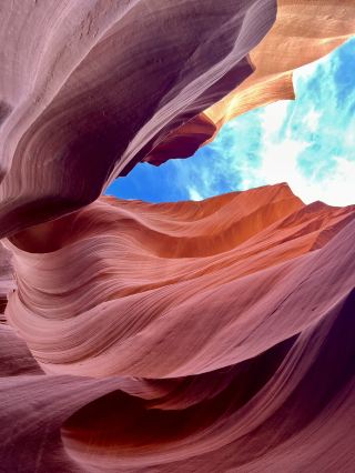 Lower Antelope Canyon: A Magical Underground Sanctuary of Light and Shadow