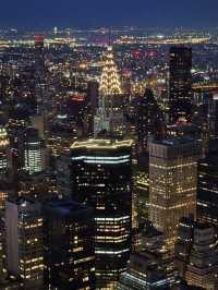Empire State of Mind: Manhattan’s Iconic Night View 🌃🏙️🗽