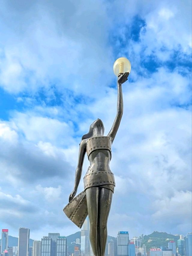 The grand denizens of the Avenue of Stars